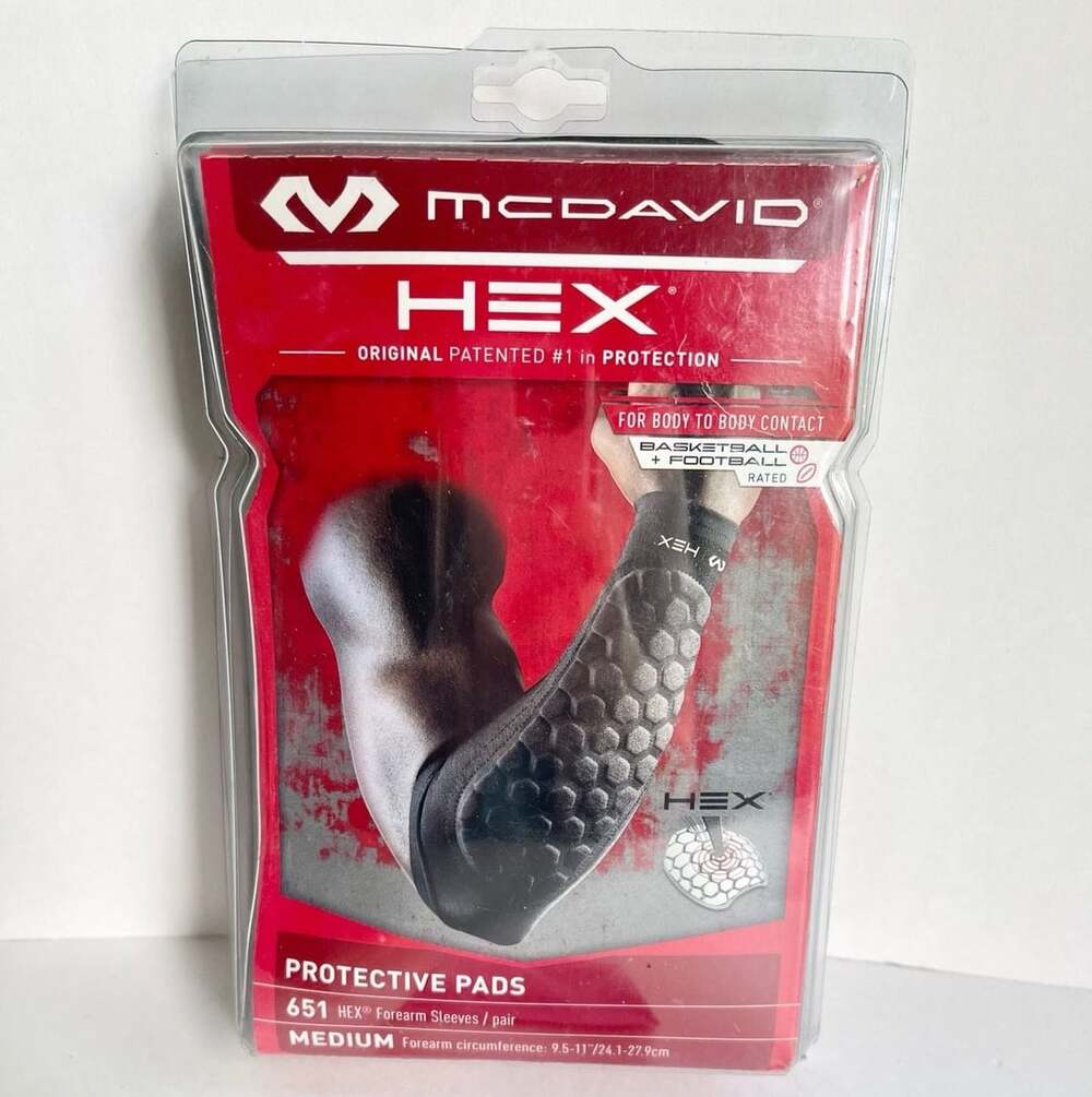 McDavid 651 HEX Forearm Sleeves Size Medium Black Pair